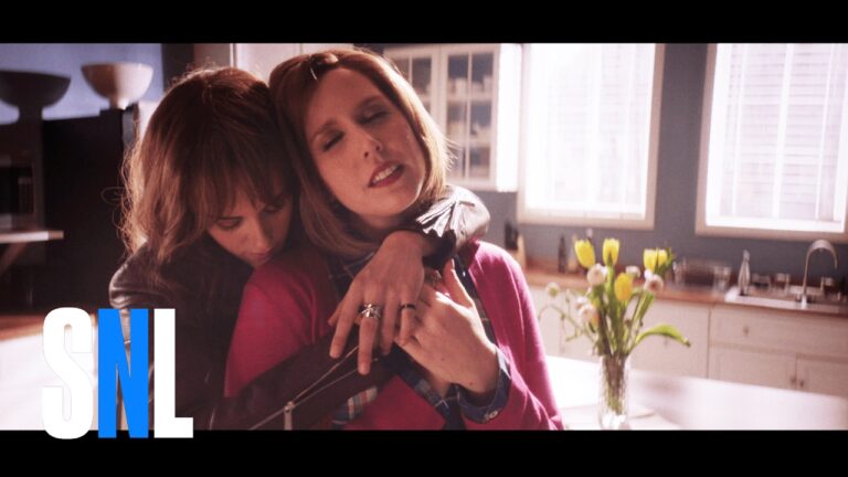 Totino’s with Kristen Stewart – SNL