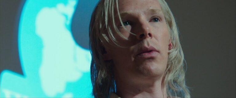 The Fifth Estate official trailer HD