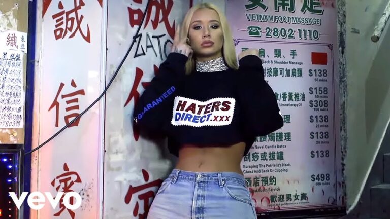 Iggy Azalea – Mo Bounce (Official Music Video)